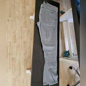 GUC HOLLISTER GREY SLIM STRAIGHT JEANS